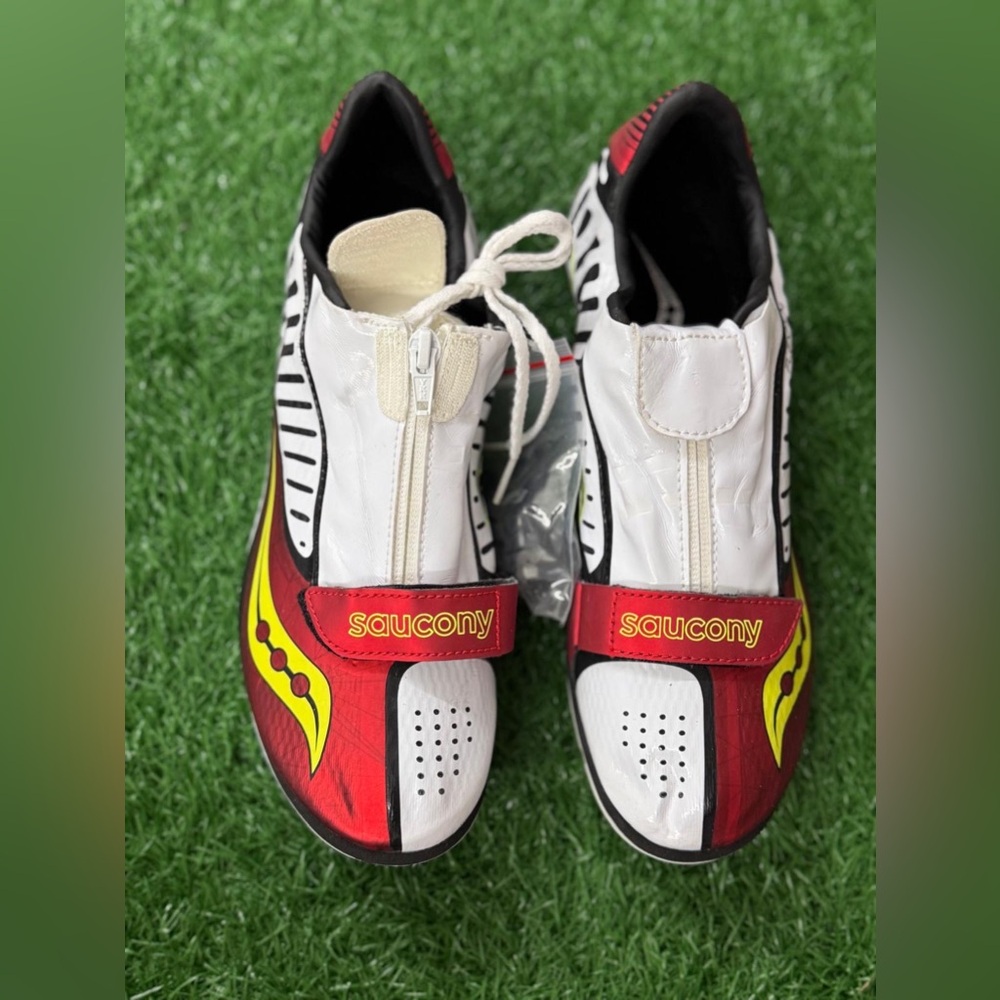Men’s Saucony Soarin J Red, White, and Yellow‎ Running Spikes Size 8.5